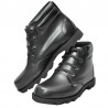 Bota en cuero, color negro, sencilla, producto nacional.